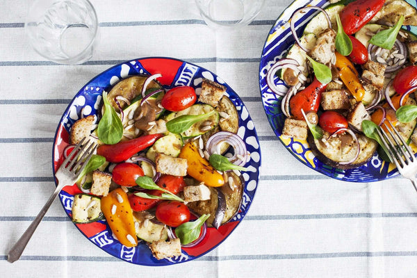  BBQ-Grilled Vegetable Salad with Croutons 