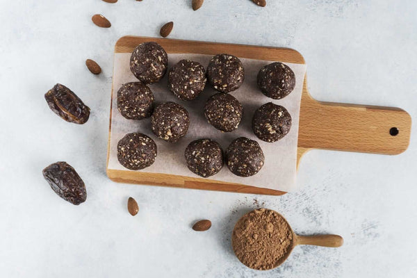 Almond and Raw Cacao Energy Ball