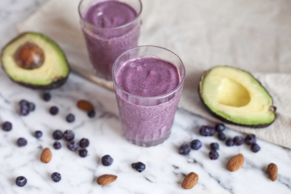 Creamy Avocado Smoothie with Blueberries and Medjool Dates