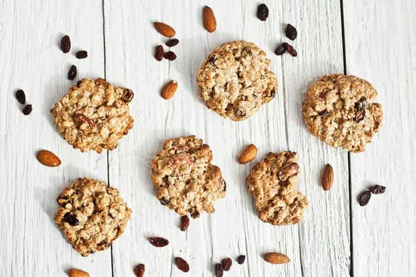 Soft Oatmeal, Raisin and Almond Cookies - Dessert Recipe